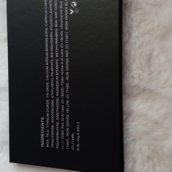 Cosmetics - Picture 2 of 2